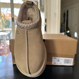 UGG Women’s Tazz Mustard